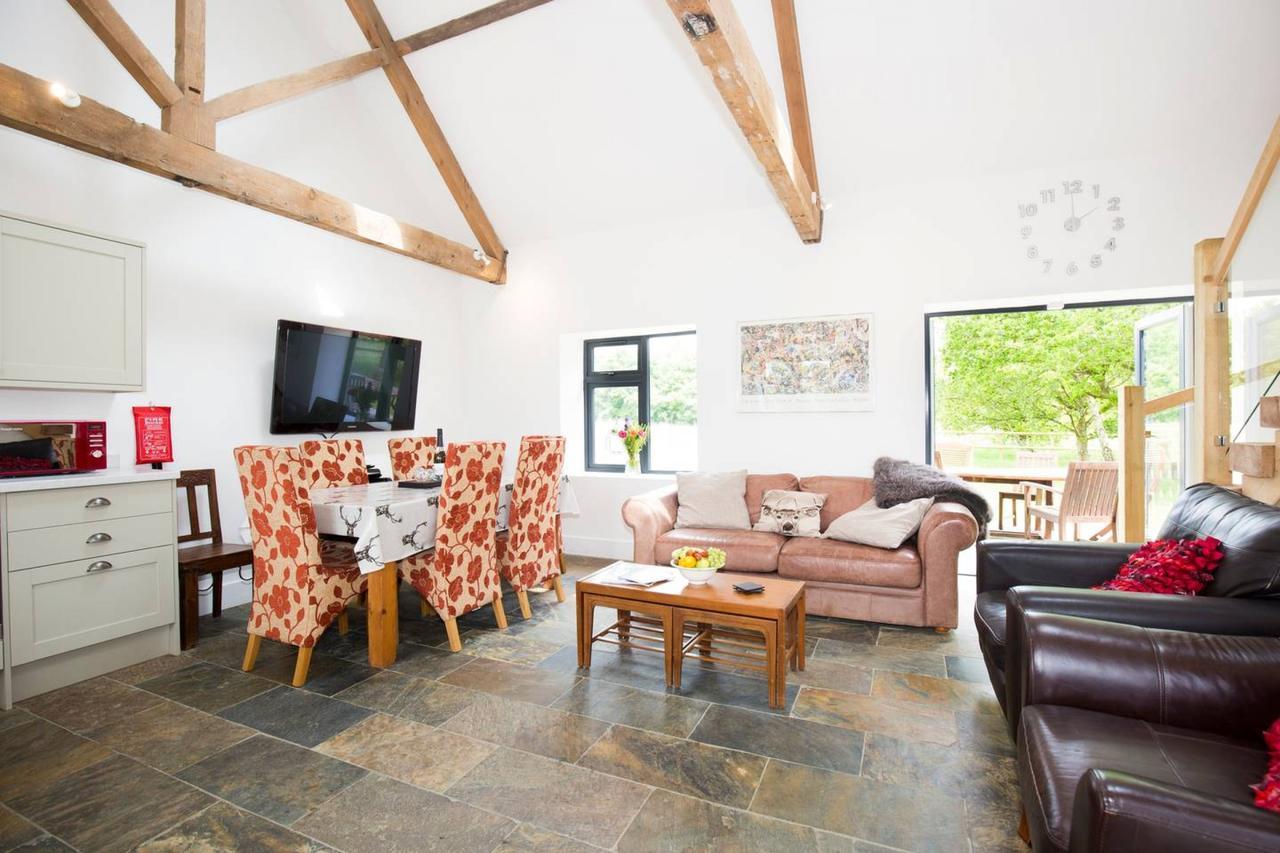 South Cottage - Rural Gem In The Heart Of The Sussex Countryside Twineham エクステリア 写真